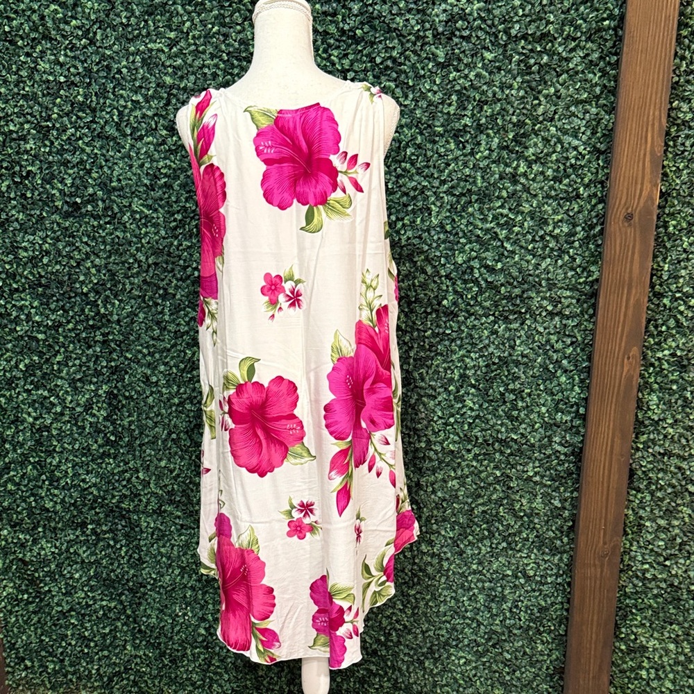 Hawaii Floral Sleeveless Dress - Picture 6 of 7